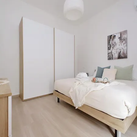 Appartement Elegante E - A Due Passi Dall'aeroporto